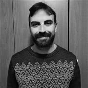 doy clases de guitarra,sobretodo flamenca, todos los niveles. Aprende lo que te gusta de una manera fácil