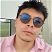 Me defino como una persona paciente y apasionada por la enseñanza tecnológica. Imparto de fundamentos de sistemas