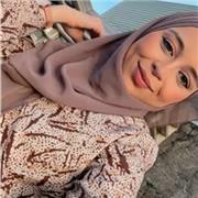 Profesora graduada en marketing y publicidad Durante 3 años