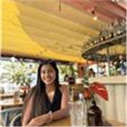 Profesora de apoyo escolar especializada en clases para niños de forma online