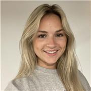 Science tutor providing lessons to students of all ages