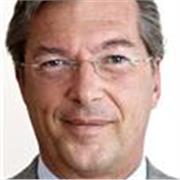 Je vous aide à apprendre.
- des langues (anglais, français, italien,   allemand, néerlandais)
- management/coaching
