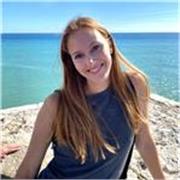 Profesora del español, polaco e inglés (en Polonia). Estudiante de Filología Española. 