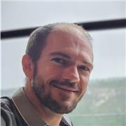 Traducteur diplômé propose des cours de soutien scolaire de tous niveaux en anglais dans le secteur de Grasse.