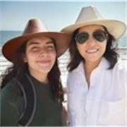 Profesora de matemáticas imparte clases de matemáticas para los distintos niveles académicos