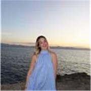 Profesora de repaso general adaptada a todo tipo de asignaturas. Hablo catalán, castellano e inglés perfectamente.