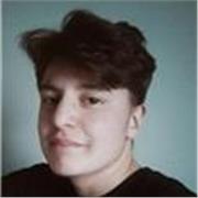Futur étudiant de 18 ans vivant à Challans et pouvant donner des cours d'anglais dans cette ville. Je sors du lycée avec une mention bien et toujours + de 16 de moyenne en anglais et LLCER (qui était ma spécialité de première et terminale). Niveau B2 en o
