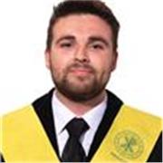 Titulado en Medicina con experiencia en clases a estudiantes de secundaria y bachillerato.