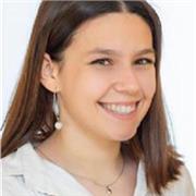 Estudiante de Educación Primaria en la universidad de la Coruña. Ofrezco clases particulares a niños y niñas, ya sea presencial como online. Puedo trabajar cualquier asignatura en el curso de Educación Primaria; y para la ESO y Bachiller puedo ayudar a