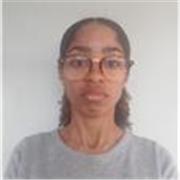 Profesora de matemática con más de 5 años de experiencia.