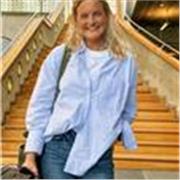 I can give private lessons in English that is well-suited for the level of the student. 