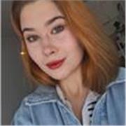Passionate and experienced language tutor offering English lessons for adults and teenagers. Bachelor’s degree in Linguistics.