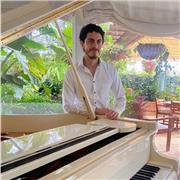 ¡Aprende a tocar la música que tanto disfrutas!