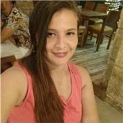 Soy estudiante de Licenciatura en Inglés como Lengua Extranjera de la UNAD, a punto de graduarme. Ya termine materias estoy haciendo la documentación. Mis clases van dirigidas a todo tipo de estudiantes que esten interesados en la asignatura. Todos son bi