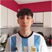 Profesor de educación física y entrenador de básquet con conocimientos en salud y bienestar, en nutrición y materias de la secunda