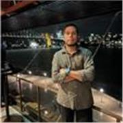Diseñador Industrial con más de 11 años de experiencia en diseño de producto, desde utensilios de cocina hasta mobiliario.