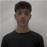 Estudiante universitario de 3r curso de Ciencias Políticas y de la Administració, doy clases presenciales e híbridas