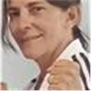 Profesora de Karate atención a niños de todas las edades y todas las condiciones