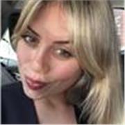 Laureata magistrale in lingue con una forte passione per la traduzione e per la lingua inglese 