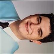 Profesor de Historia, geografia e historia del arte que puede impartir tambien clases de filosofia y literatura