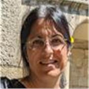 Profesora de inglés para ESO, bachillerato y exámenes oficiales (PET, FIRST, CAE...) y clase de apoyo en asignaturas de letras. Soy licenciada en Filología Inglesa y tengo más de 15 años de experiencia en educación