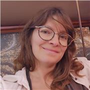 Ancienne commerçante indépendante, en pleine transition personnelle et professionnelle.