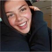 Ragazza madrelingua italiana offre lezioni di italiano da remoto