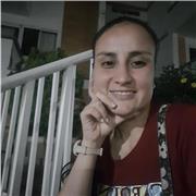 Soy docente de preescolar y primaria enseño a los niños a leer y a escribir