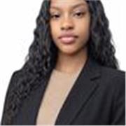 Niñera responsable con experiencia en cuidado integral, actividades recreativas y apoyo en refuerzo escolar para primaria