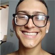 Soy un cantante y escritor que puedo enseñar los conceptos básicos y avanzados en la estructura de una canción y como hacer una