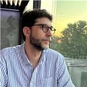 Laureato 110 e lode in Lettere offre lezioni personalizzate per studenti e adulti