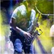 Músico con 25 años de experiencia en orquestas, bandas y cadademias de música.