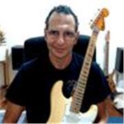 🎸 Clases de guitarra eléctrica y criolla — Barracas y online (Barracas / San Telmo)
Especializadas en Guitarristas Adultos Estancados (Intermedio/Avanzado)