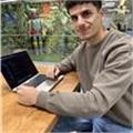 Estudiante en ingeniería del software, apasionado en la programación y con varios años de experiencia de autodidacta 