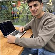 Estudiante en ingeniería del Software, apasionado en la programación y con varios años de experiencia de autodidacta