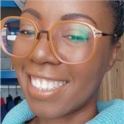 I offer engaging and affordable Portuguese lessons tailored specifically for speakers of English, Spanish, and Mandarin