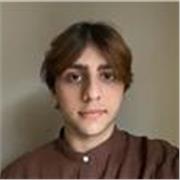 Doświadczony nauczyciel języka angielskiego z doświadczeniem w nauczaniu indywidualnym oraz grupowym