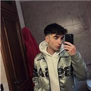 Se stai cercando un aiuto competente e appassionato nelle materie umanistiche, sono la persona giusta per te.