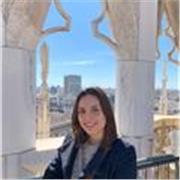 Laureata magistrale in Filologia Moderna offre lezioni di lingua latina rivolte agli studenti delle scuole superiori
