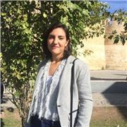 Maestra de Primaria apta para todas las edades y niveles hasta bachillerato de Humanidades, Inglés B2 y francés B1