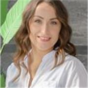 Insegnante di inglese e italiano. Sono madrelingua di russo e ucraino