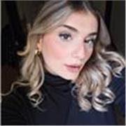 Studentessa magistrale in interpretazione di conferenza impartisce lezioni di inglese e francese 