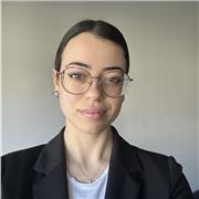 Your Path to Fluency: English & German, Online or In-Person, Expert Guidance.