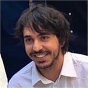 Soy Giorgio tengo 25 años y soy italiano. Acabo de graduarme en Filologia italiana en la Universidad de Bologna y desde septiembre me mudaré a Valencia. Doy clases de italiano para extranjeros de todas las edades y niveles