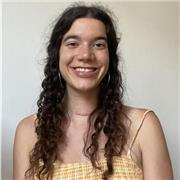Profesora de francés con experiencia enseñando a niños y adultos