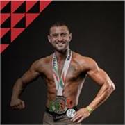 Licenciatura en Universidad Lusófona de Lisboa
En Desporte y Educación Física. 5 años a trabajar con atletas, niños y ancianos.