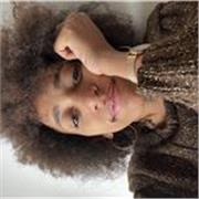 Insegnante madrelingua italiana laureata con laurea magistrale in insegnamento dell’italiano per stranieri