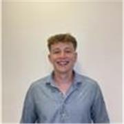 Soy ingeniero con doble titulación en telecomunicaciones y electrónica. Y me apasiona el mundo de la docencia