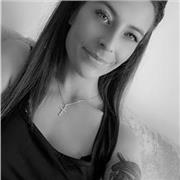 Étudiante donne des cours de soutiens niveau scolaire niveau lycée maximum