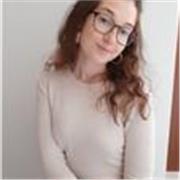Autrice con esperienza decennale fornisce aiuto per temi, tesi, tesine e analoghi, e rinforzo di grammatica
